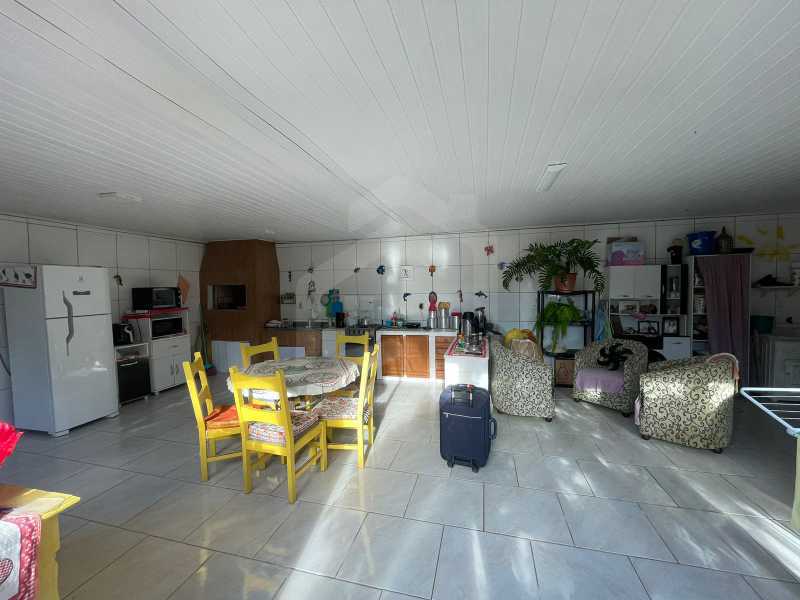 Casa à venda com 3 quartos, 130m² - Foto 9