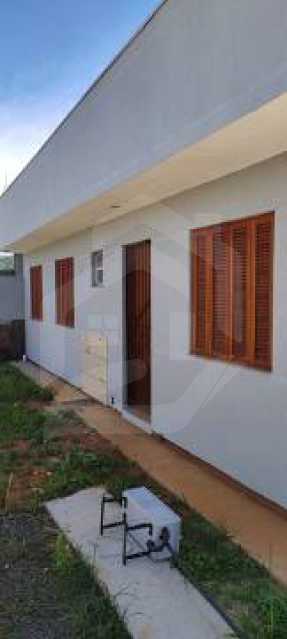 Casa à venda com 2 quartos, 50m² - Foto 1