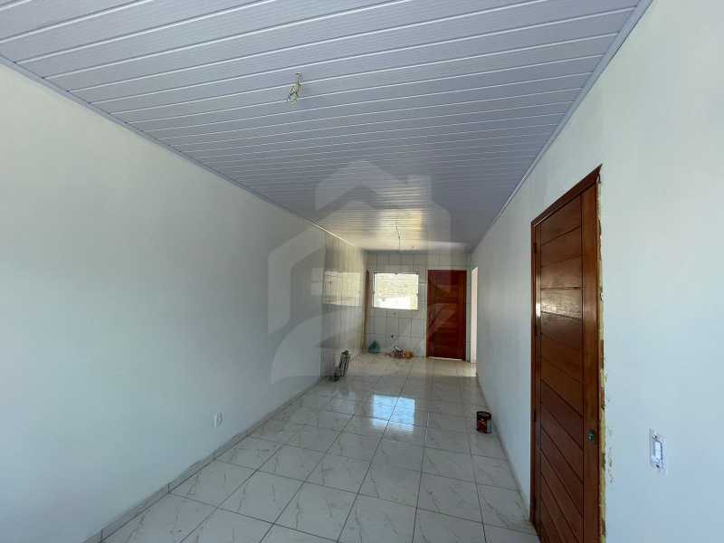 Casa à venda com 2 quartos, 80m² - Foto 7