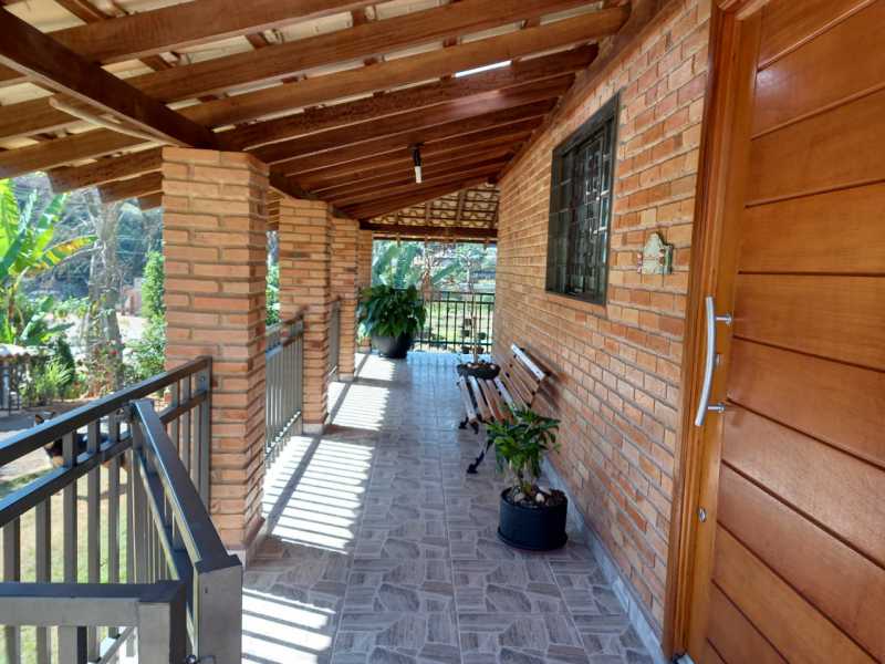 Chácara à venda com 2 quartos, 300m² - Foto 6