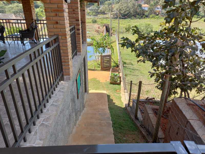 Chácara à venda com 2 quartos, 300m² - Foto 8