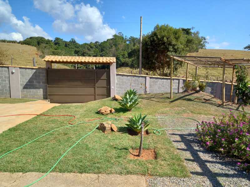 Chácara à venda com 2 quartos, 300m² - Foto 14