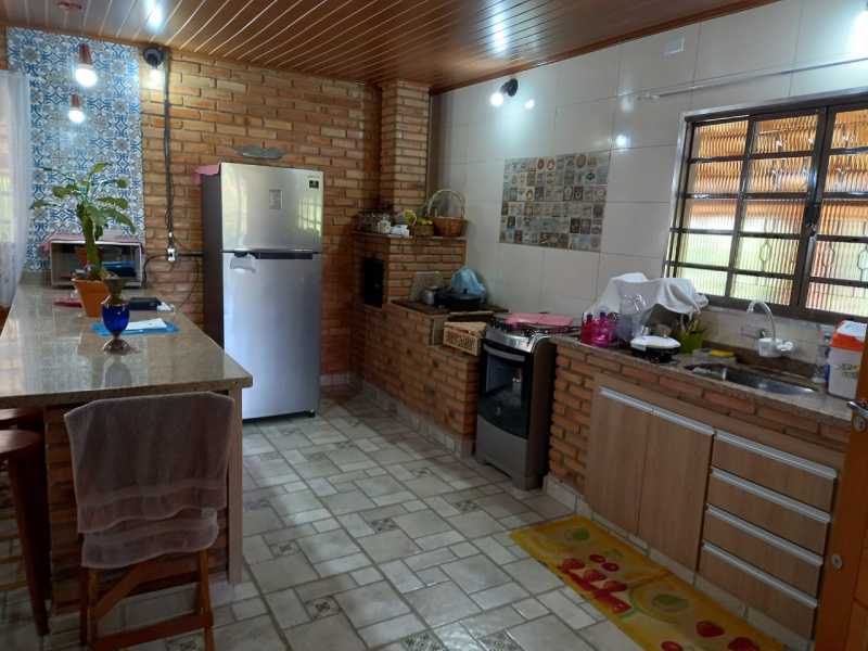 Chácara à venda com 2 quartos, 300m² - Foto 26