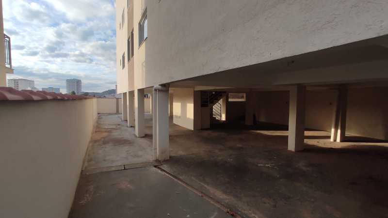 Apartamento à venda com 2 quartos, 66m² - Foto 21