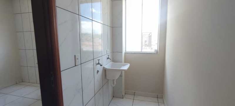 Apartamento à venda com 2 quartos, 66m² - Foto 4