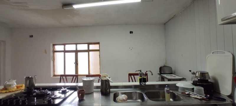 Casa à venda com 3 quartos, 200m² - Foto 15