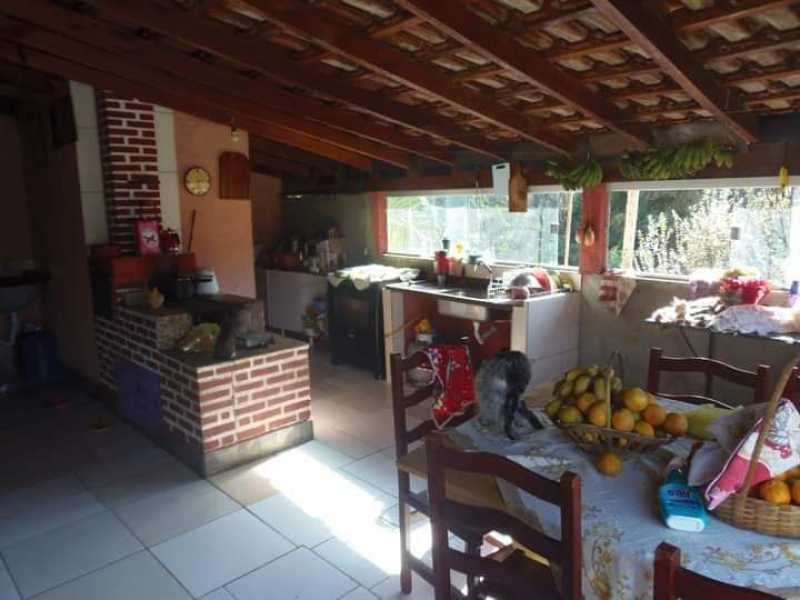 Chácara à venda com 3 quartos, 98m² - Foto 1