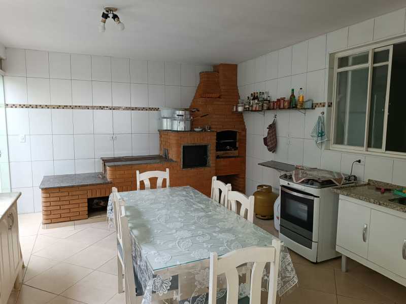 Casa à venda com 4 quartos, 278m² - Foto 5