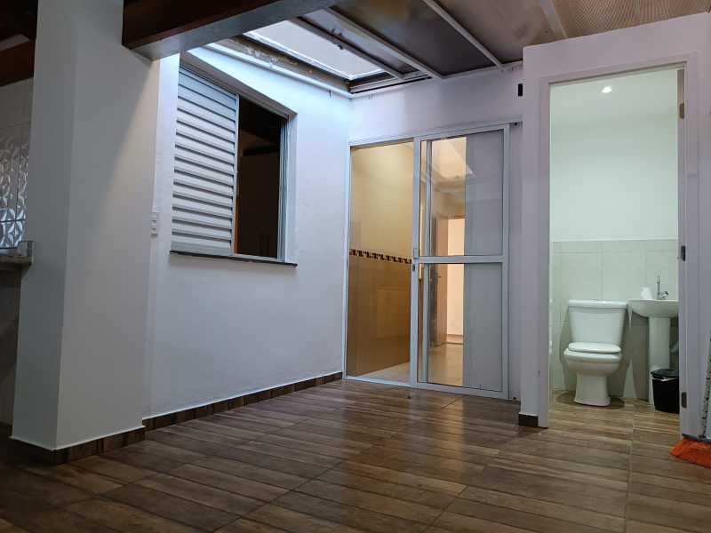 Apartamento à venda com 3 quartos, 95m² - Foto 17