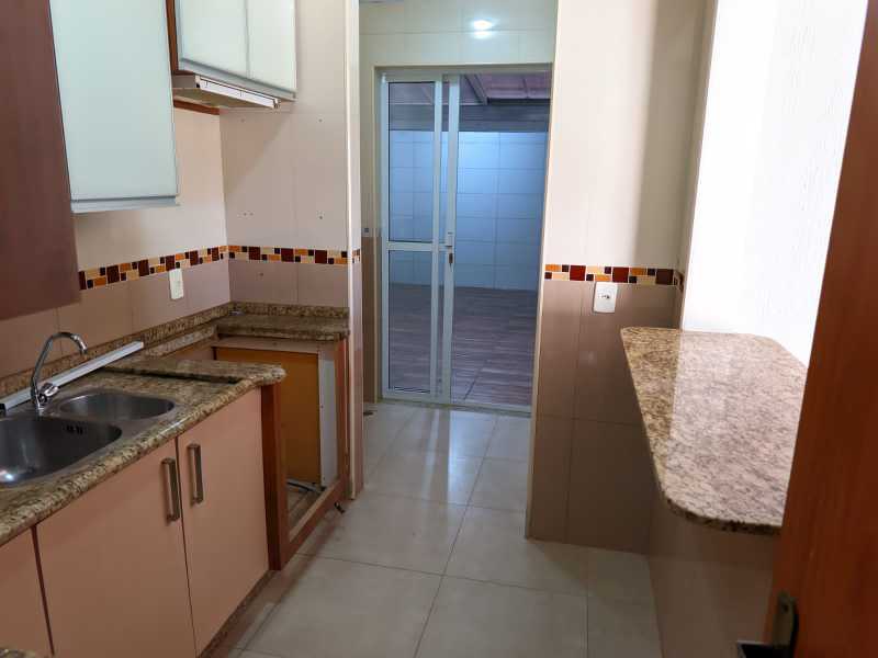 Apartamento à venda com 3 quartos, 95m² - Foto 7