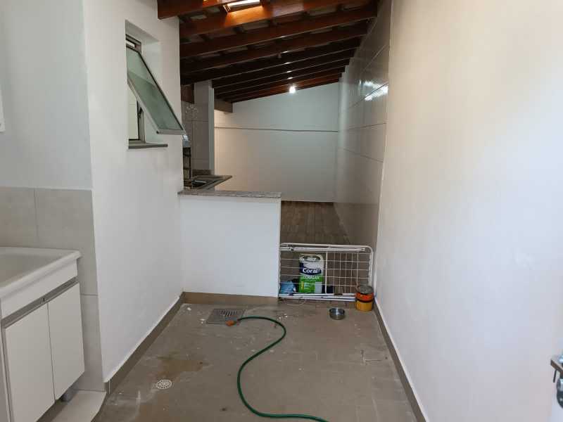 Apartamento à venda com 3 quartos, 95m² - Foto 26