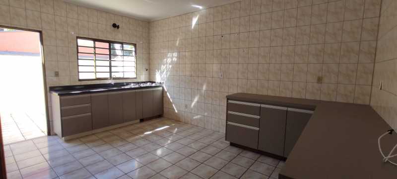 Casa à venda com 3 quartos, 123m² - Foto 12