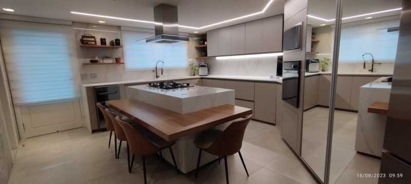 Casa de Condomínio à venda com 3 quartos, 216m² - Foto 11