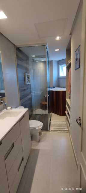 Casa de Condomínio à venda com 3 quartos, 216m² - Foto 18