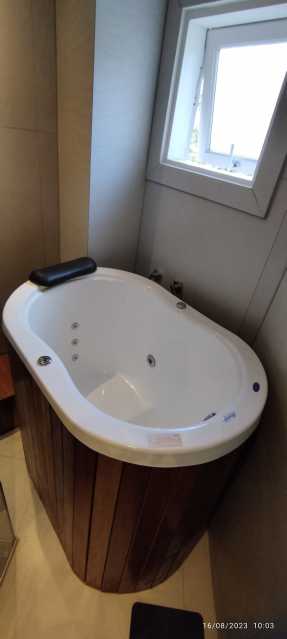 Casa de Condomínio à venda com 3 quartos, 216m² - Foto 19