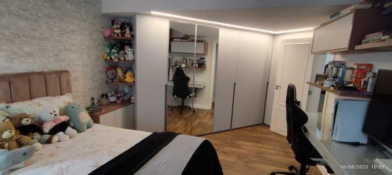 Casa de Condomínio à venda com 3 quartos, 216m² - Foto 21