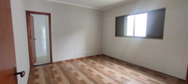 Apartamento para alugar com 3 quartos, 120m² - Foto 12