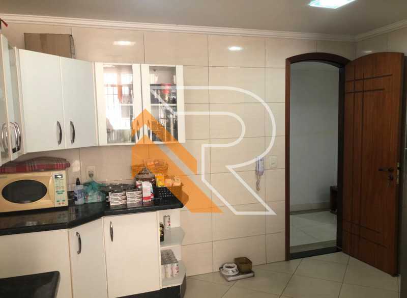 Apartamento à venda com 3 quartos, 120m² - Foto 17