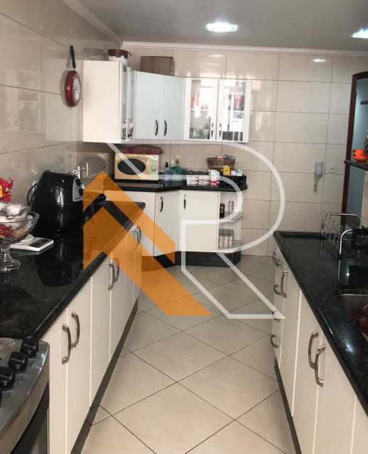 Apartamento à venda com 3 quartos, 120m² - Foto 15