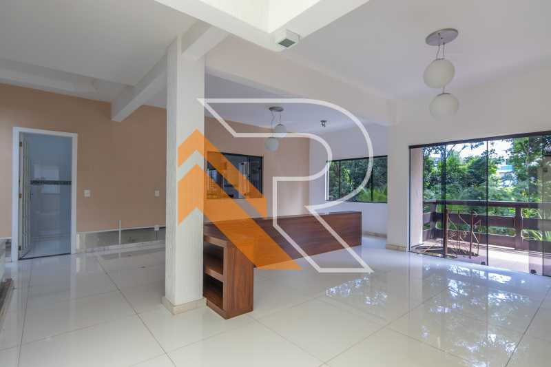 Casa de Condomínio à venda com 5 quartos, 450m² - Foto 9