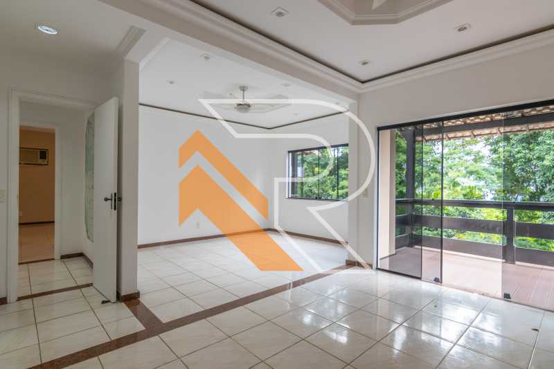 Casa de Condomínio à venda com 5 quartos, 450m² - Foto 16