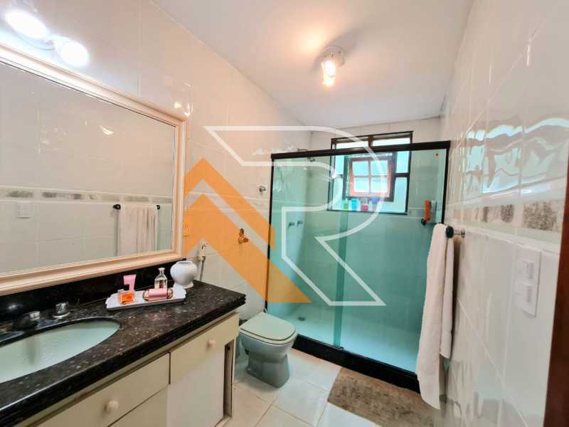 Casa de Condomínio à venda com 3 quartos, 257m² - Foto 17