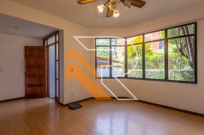 Casa de Condomínio à venda com 3 quartos, 350m² - Foto 10