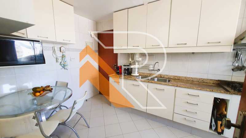 Cobertura à venda com 3 quartos, 206m² - Foto 28