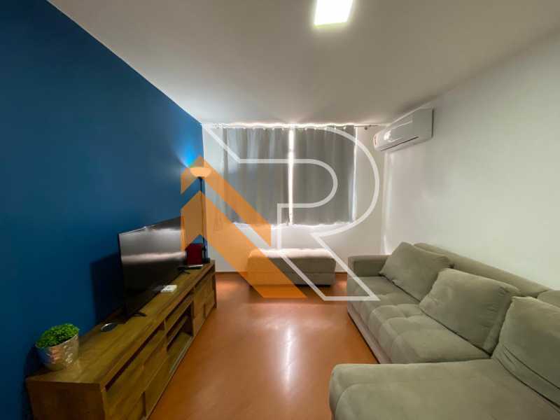 Apartamento à venda com 2 quartos, 102m² - Foto 4