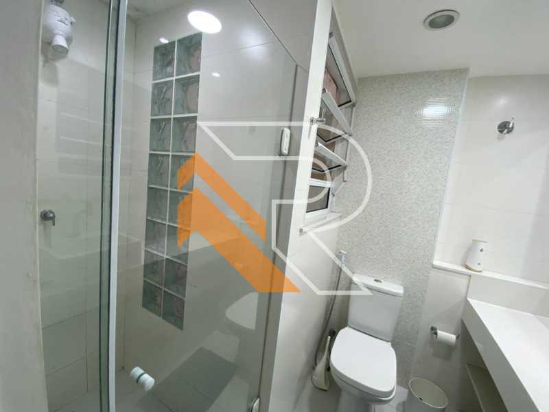 Apartamento à venda com 2 quartos, 102m² - Foto 17