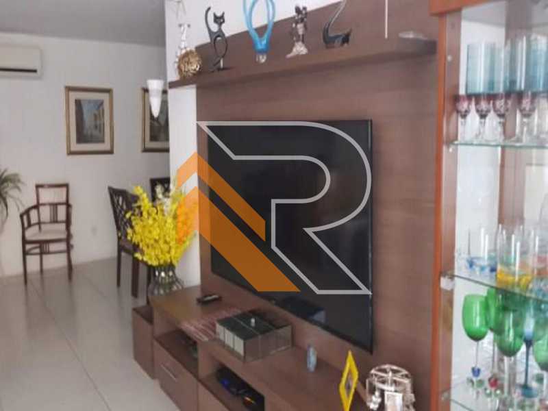 Apartamento à venda com 4 quartos, 238m² - Foto 7