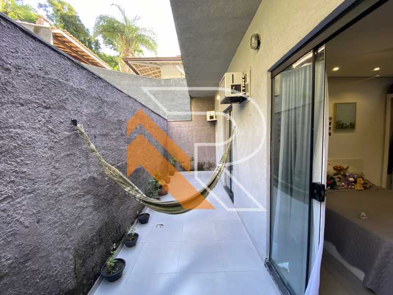 Casa de Condomínio à venda com 5 quartos, 280m² - Foto 15