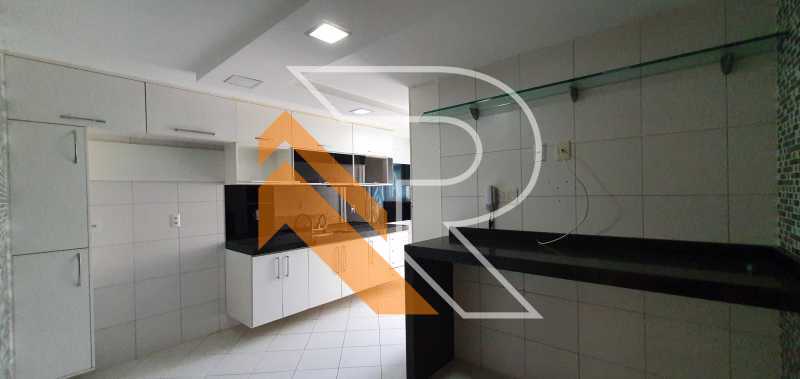 Apartamento à venda com 3 quartos, 114m² - Foto 21