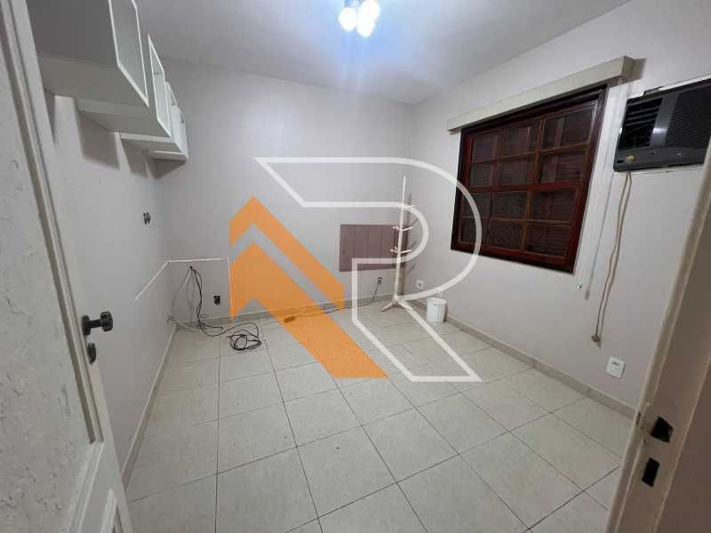 Casa de Condomínio para alugar com 4 quartos, 188m² - Foto 23