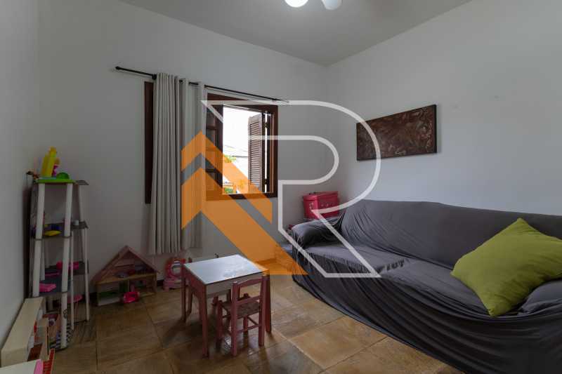 Casa à venda com 5 quartos, 300m² - Foto 17