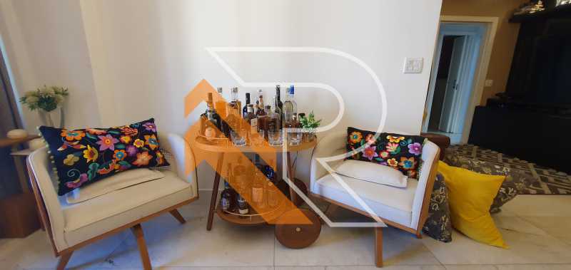 Apartamento à venda com 3 quartos, 258m² - Foto 7