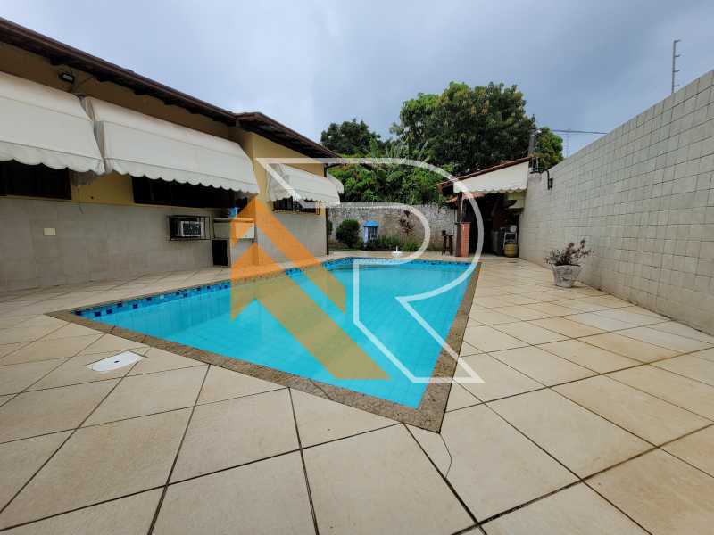 Casa de Condomínio à venda com 3 quartos, 277m² - Foto 26