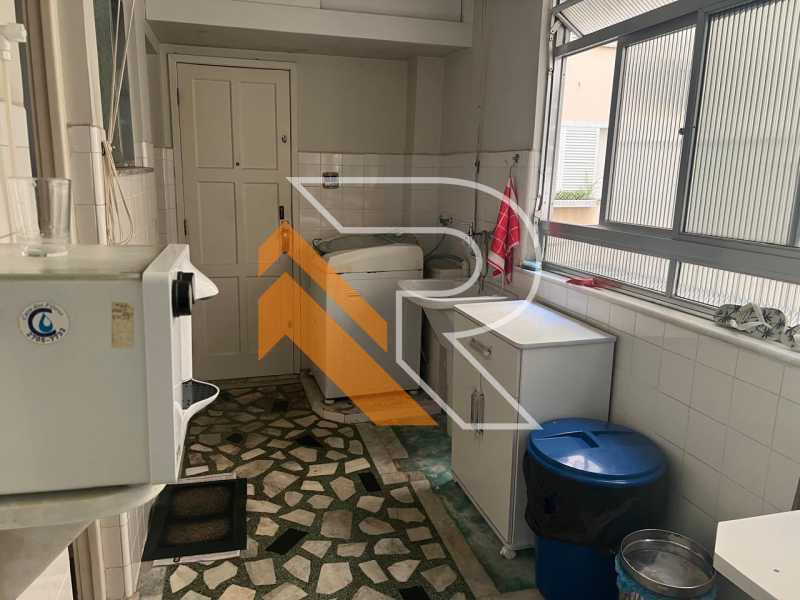 Apartamento à venda com 4 quartos, 252m² - Foto 16