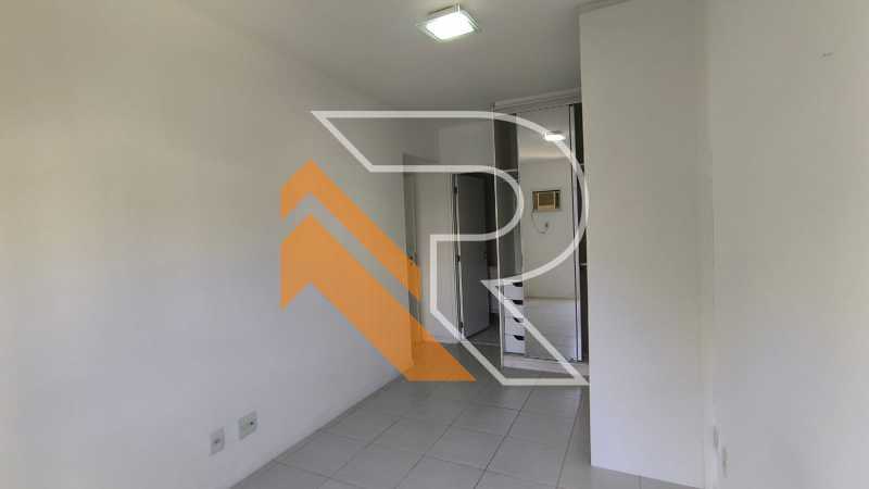 Apartamento à venda com 2 quartos, 76m² - Foto 17