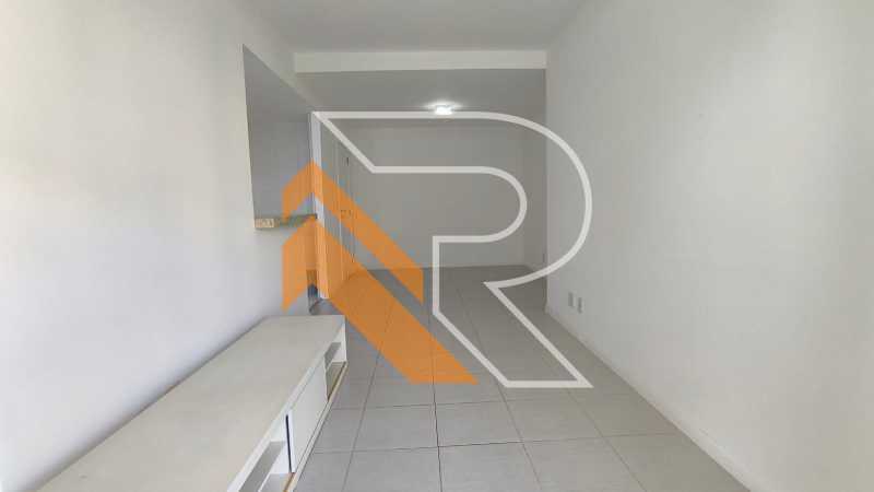 Apartamento à venda com 2 quartos, 76m² - Foto 8