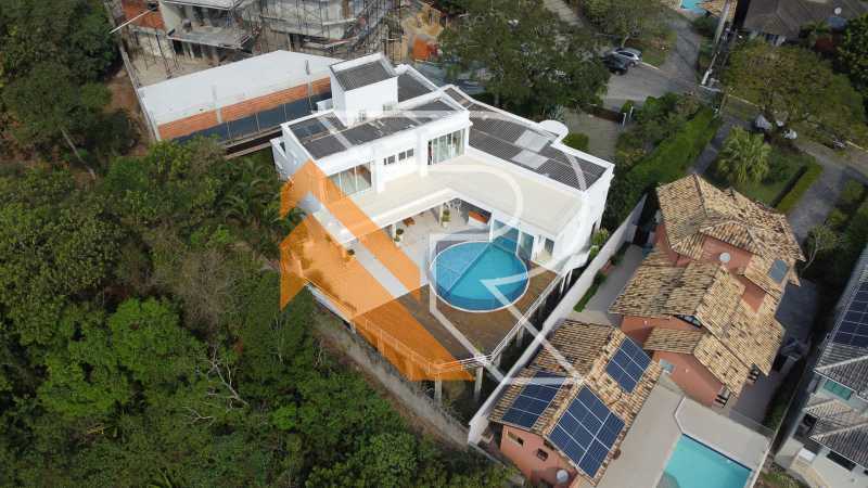 Casa de Condomínio à venda com 4 quartos, 420m² - Foto 1