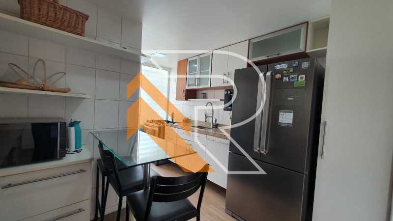 Apartamento à venda e aluguel com 3 quartos, 115m² - Foto 11