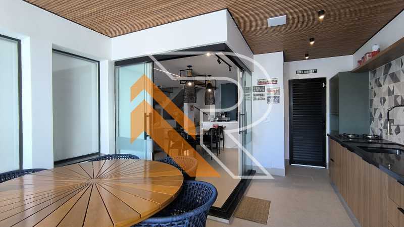 Casa à venda com 4 quartos, 164m² - Foto 4