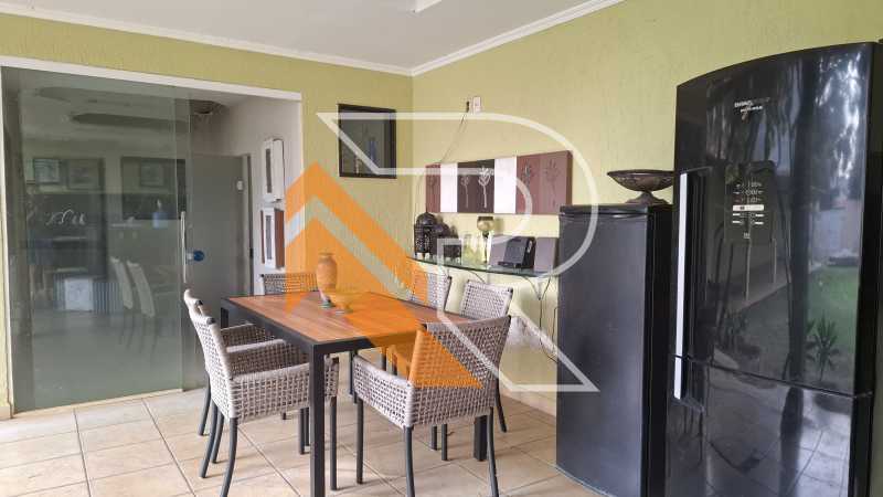 Casa de Condomínio à venda com 6 quartos, 350m² - Foto 27