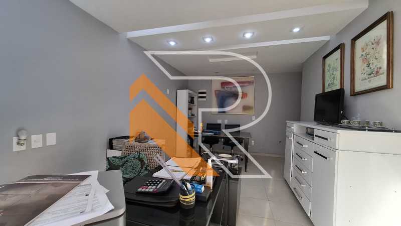 Casa de Condomínio à venda com 6 quartos, 350m² - Foto 28