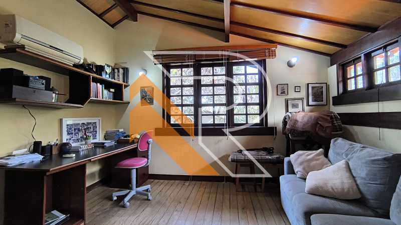 Casa de Condomínio à venda com 5 quartos, 289m² - Foto 24