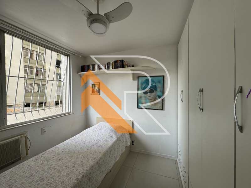 Apartamento à venda com 4 quartos, 158m² - Foto 18