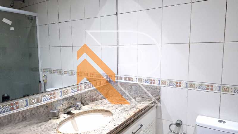 Apartamento à venda com 3 quartos, 115m² - Foto 12