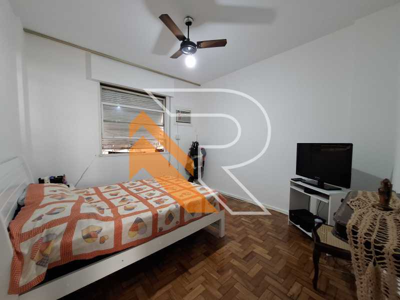 Apartamento à venda com 2 quartos, 93m² - Foto 18