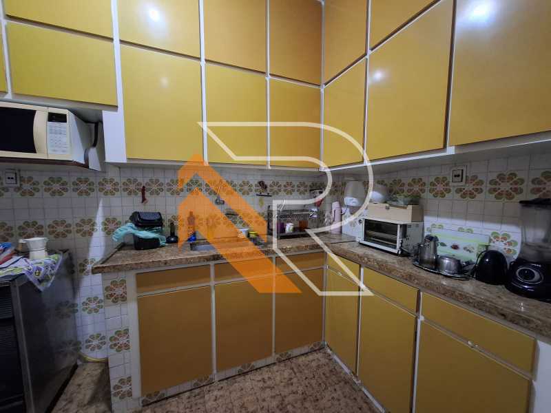 Apartamento à venda com 2 quartos, 93m² - Foto 20